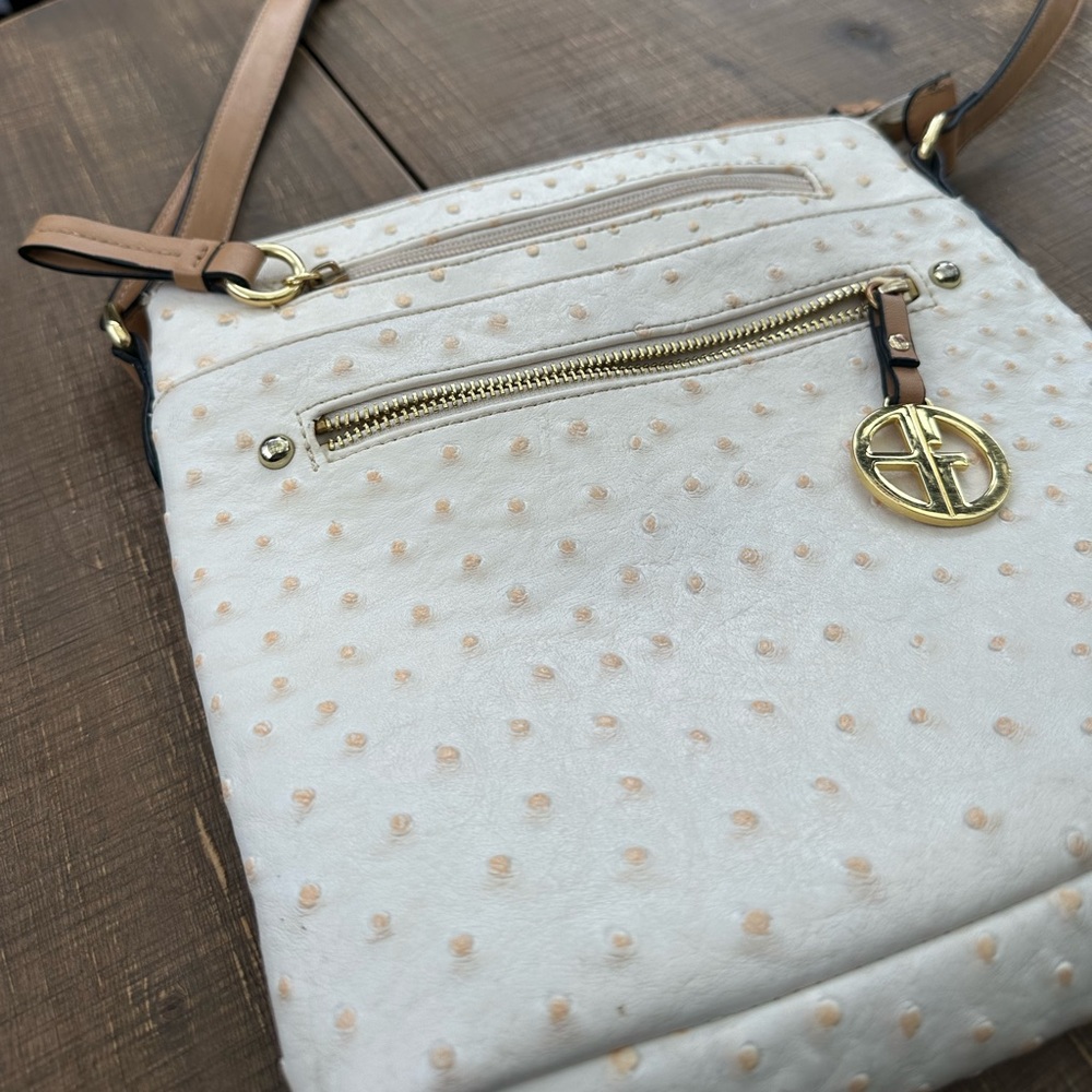 Giani Bernini Embossed Faux Ostrich Hobo Signature Crossbody